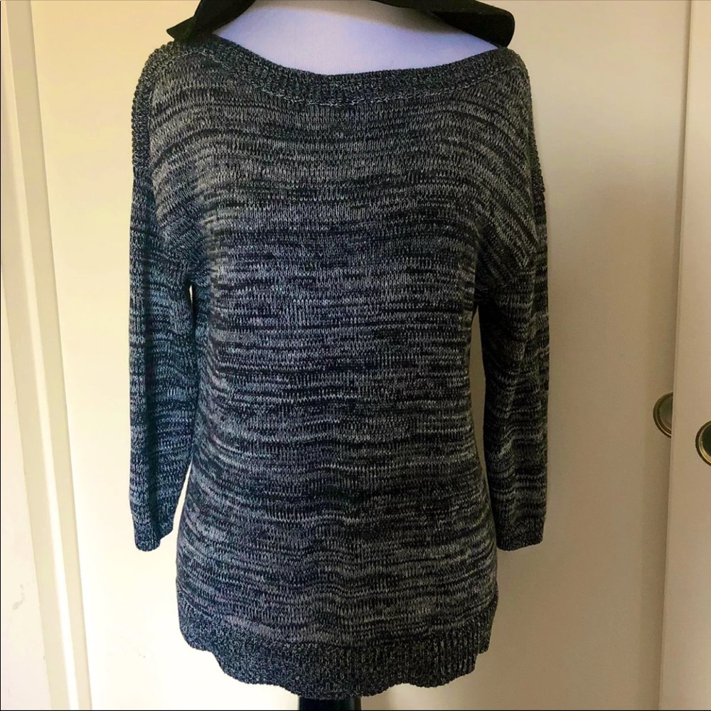 Pre loved 💕 Cute Sweater